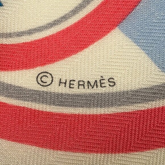HERMES Giant Square HORSE CLUB Horse Club Size 140 Cashmere70% Blue Ciel/Pin... - Picture 3 of 5